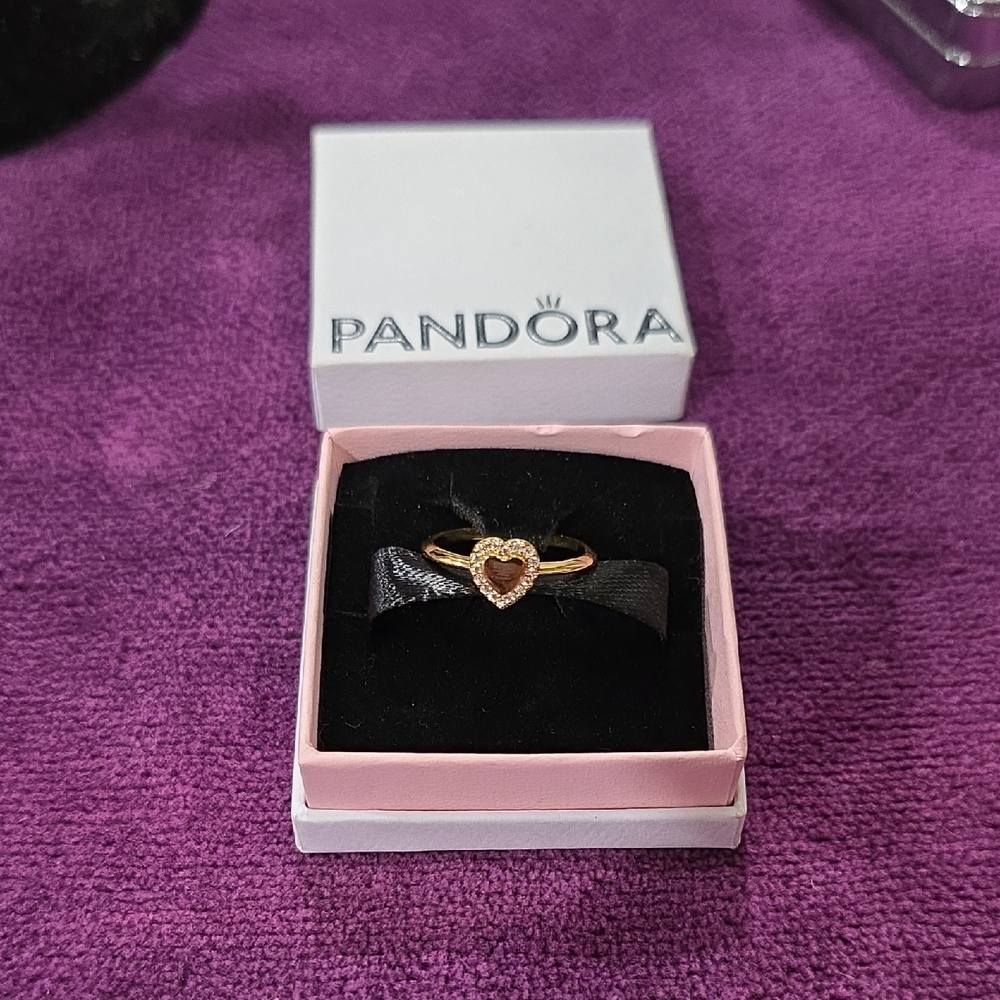 Engraved HEART Halo Ring Pandora